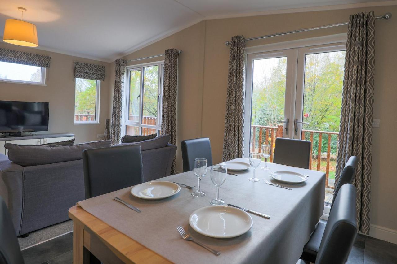 Charming Copse Corner Lodge - Spa Resort - Devon Chudleigh エクステリア 写真